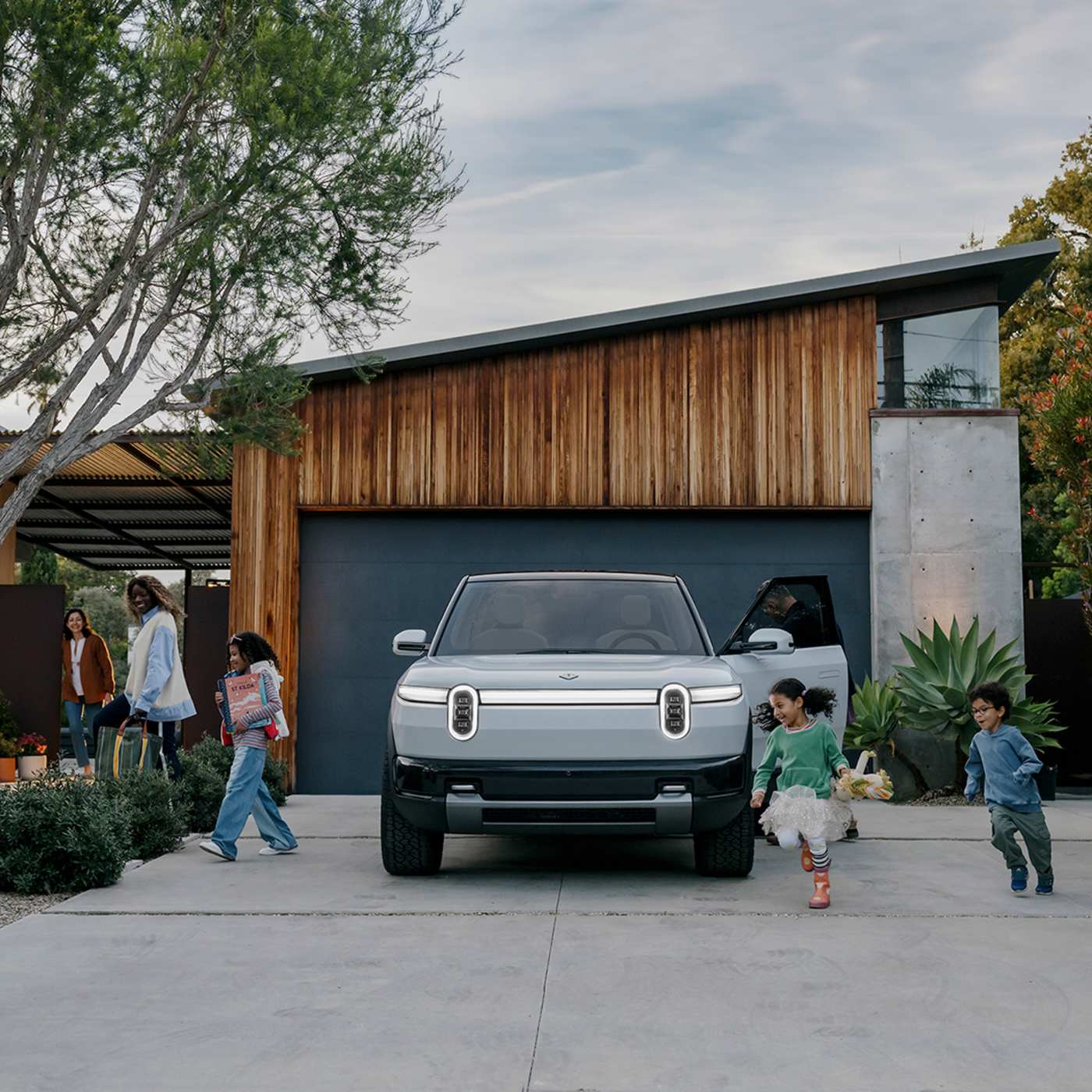 Rivian Deliveries Jump Roughly 45% Year-on-Year, Exceeding 19,000 EVs