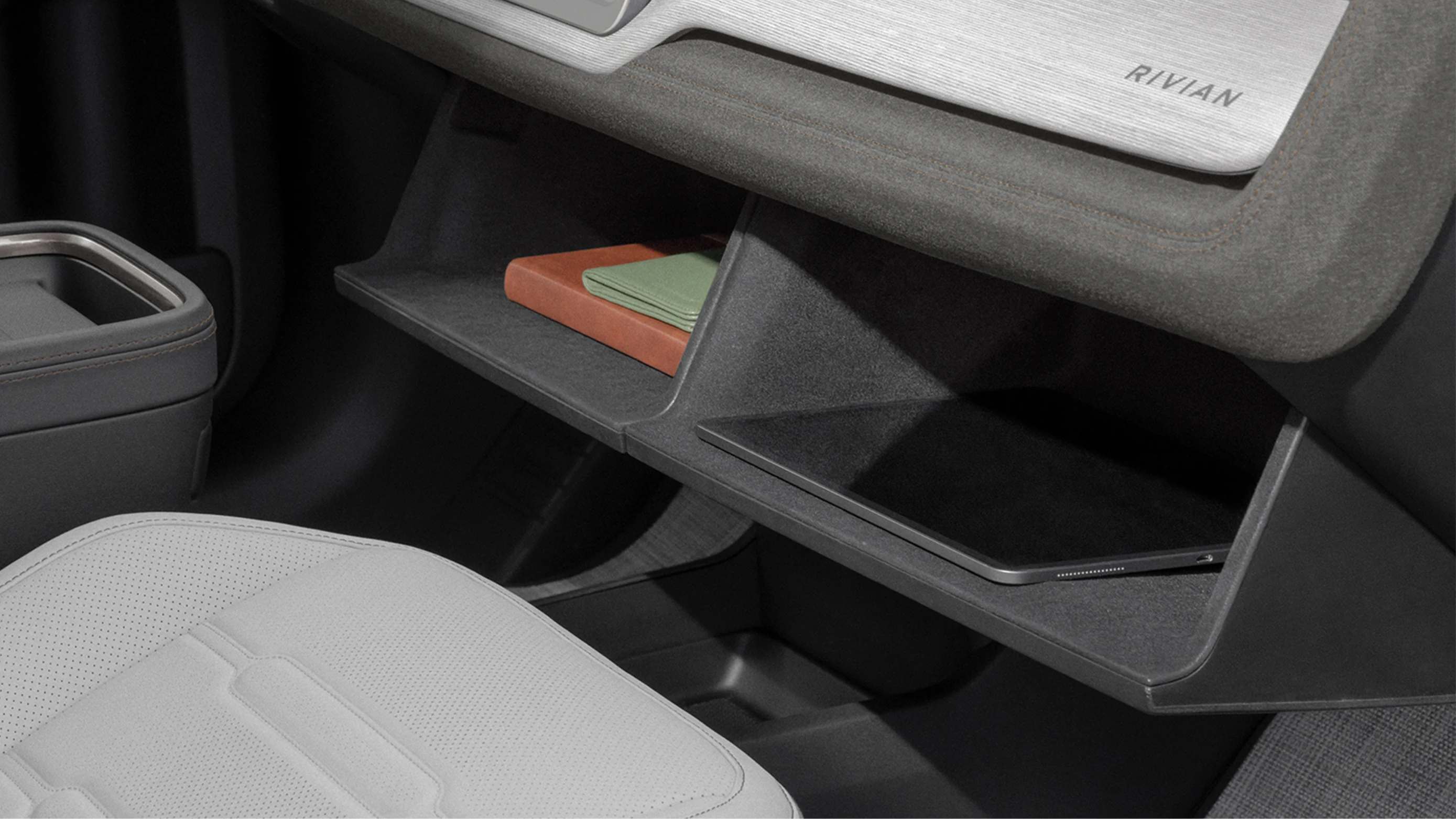 An extra glovebox
