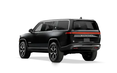 2023 R1S Midnight rear view