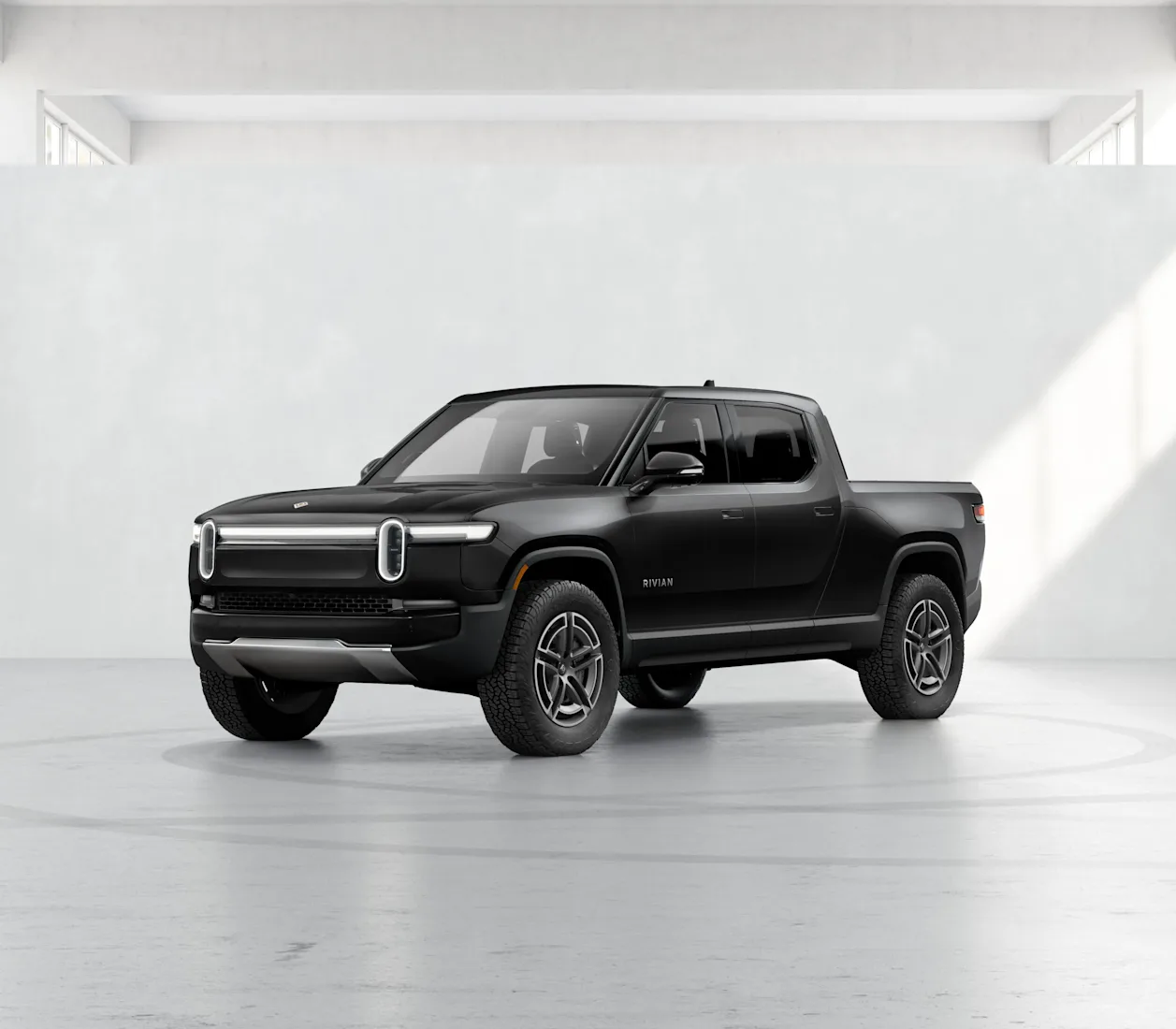 Midnight paint 2025 Rivian R1T Pickup Truck All-Wheel Drive Automatic
