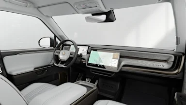 2025 R1S Ocean Coast + Driftwood driver seat view